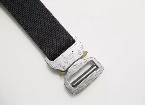 国产杠杆腰带测评视频,性能与舒适度双重体验